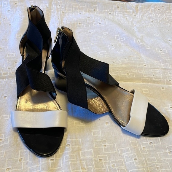 Joan & David CJValley Sandals Criss Cross Elastic Band High Back Shoe - Picture 1 of 9